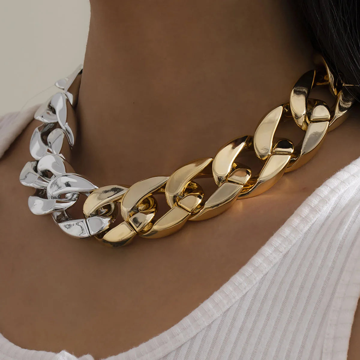 YJ-WYW Exaggerated Necklace