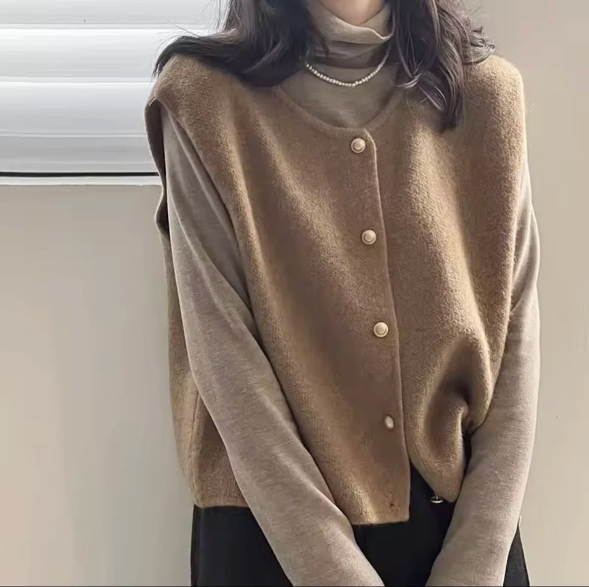 Crew Neck Korean Style Buttoned Short Sleeve Cardigan - ATSProducts