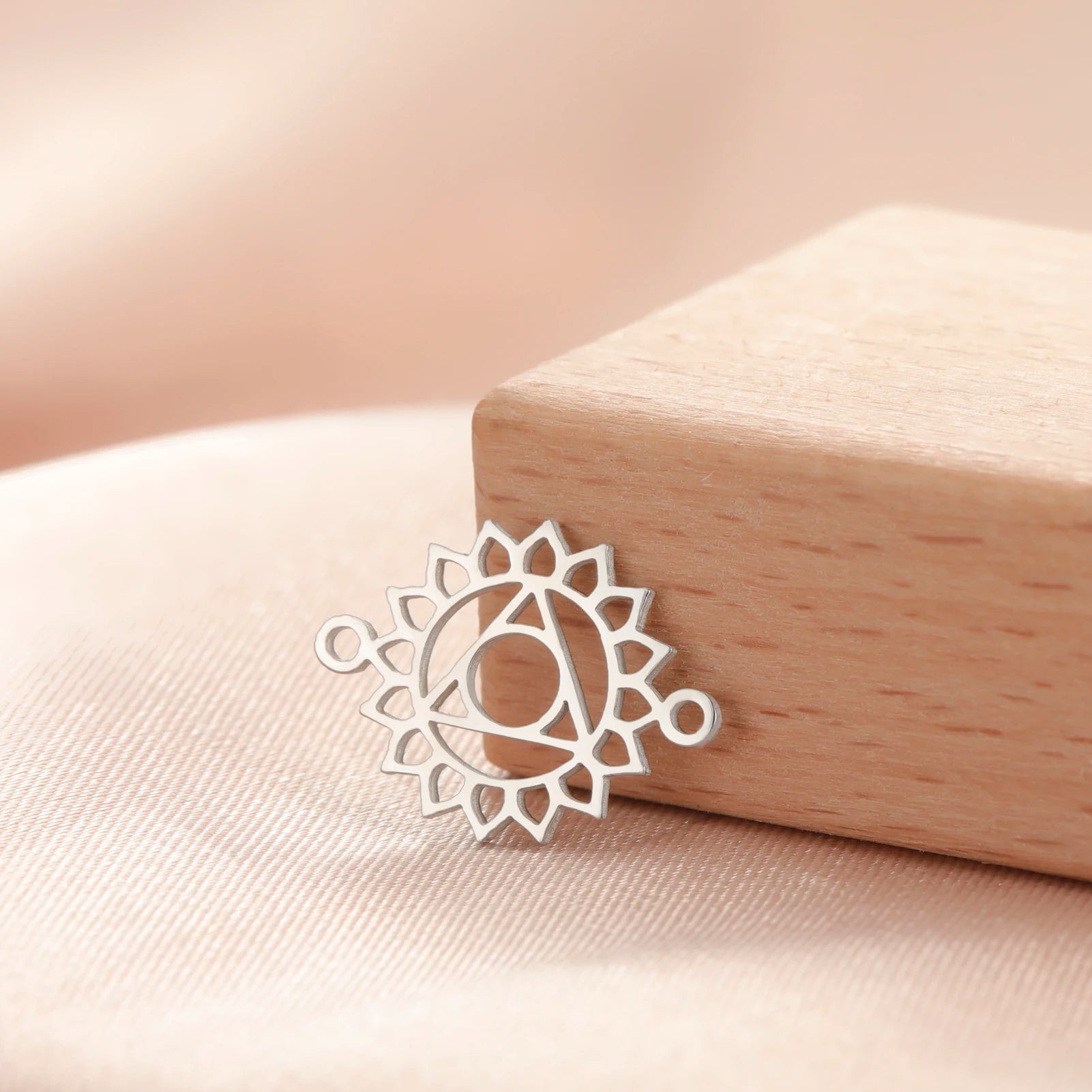 LIKGREAT 7Chakra Pendants For DIY Jewelry - ATSProducts