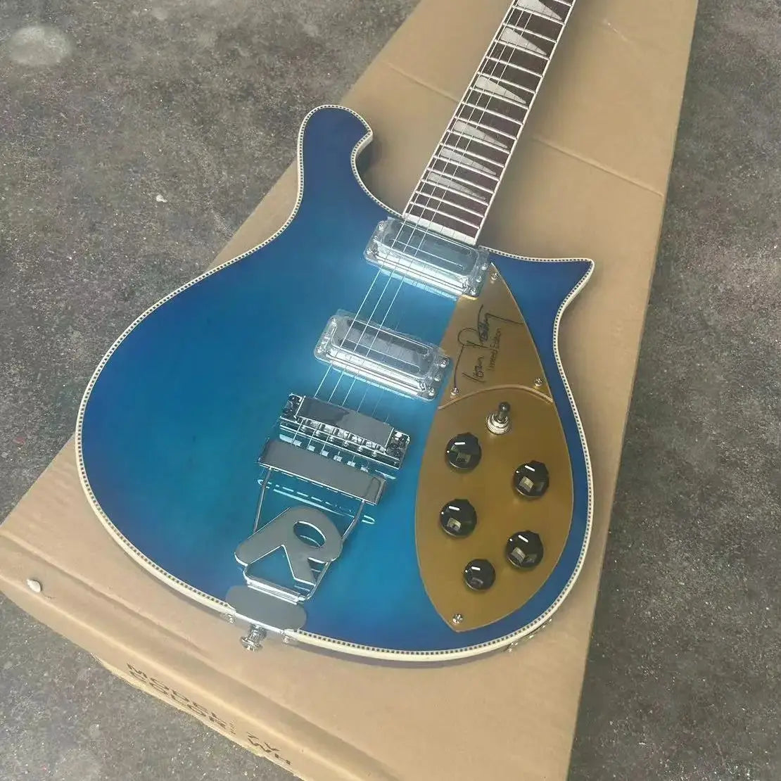 Blue Electric Guitar - ATSProducts