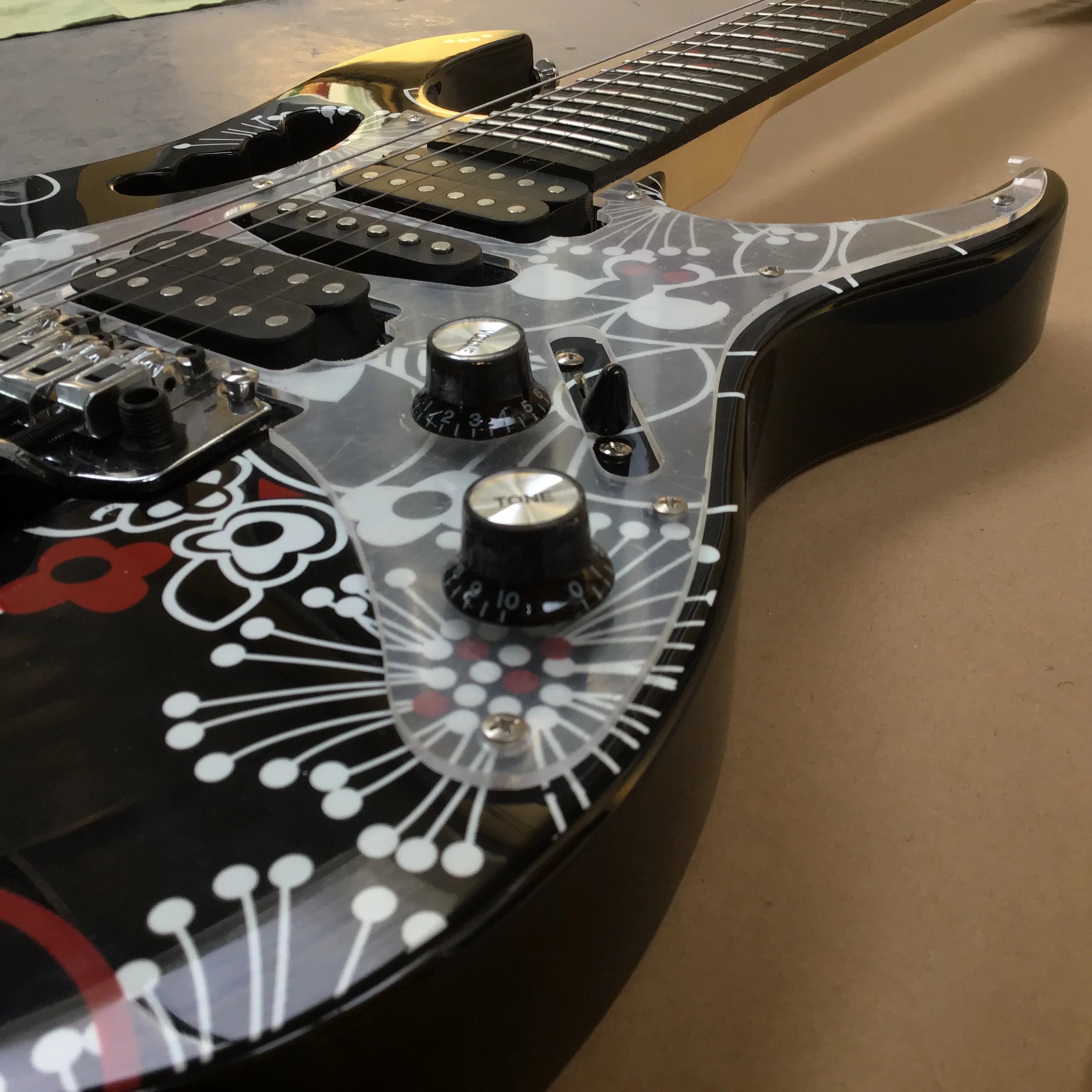 6-string Electric Guitar - ATSProducts