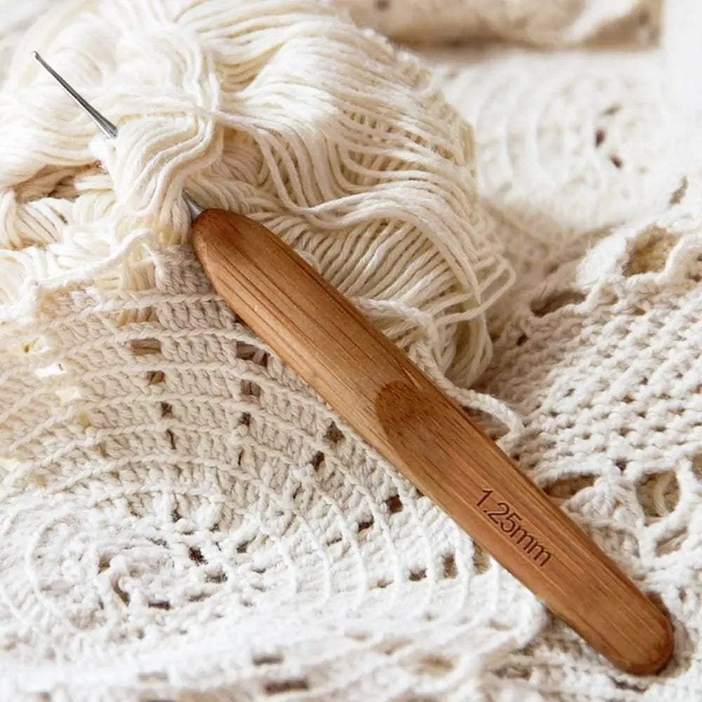 Genenic Bamboo Crochet Hooks - ATSProducts