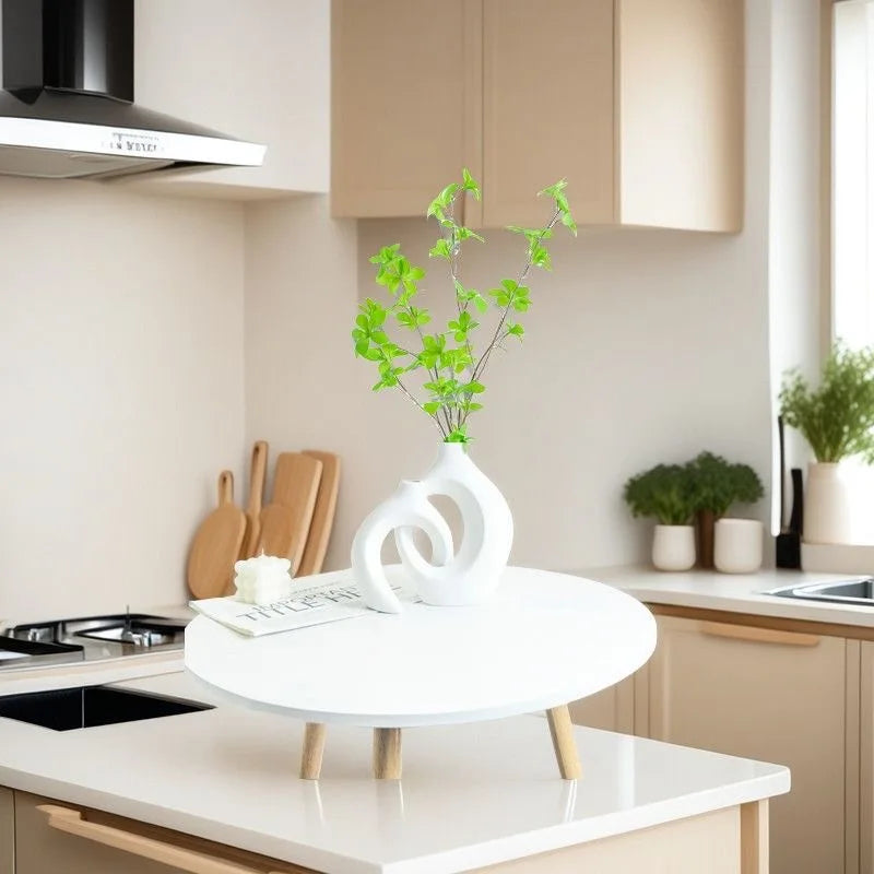 Set Of Hugging Vase Ornaments