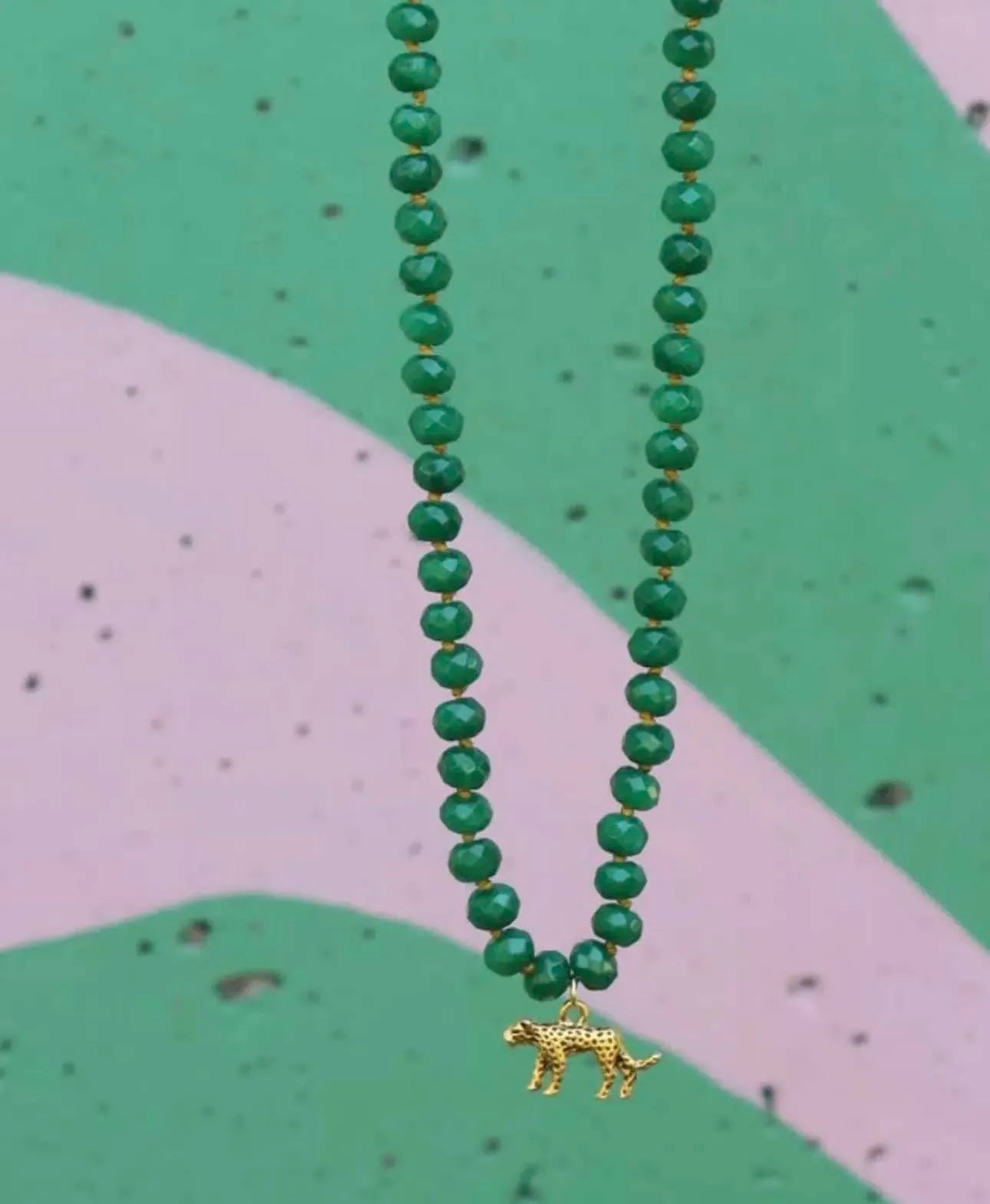 TrhrTcn Hand-knotted Necklace