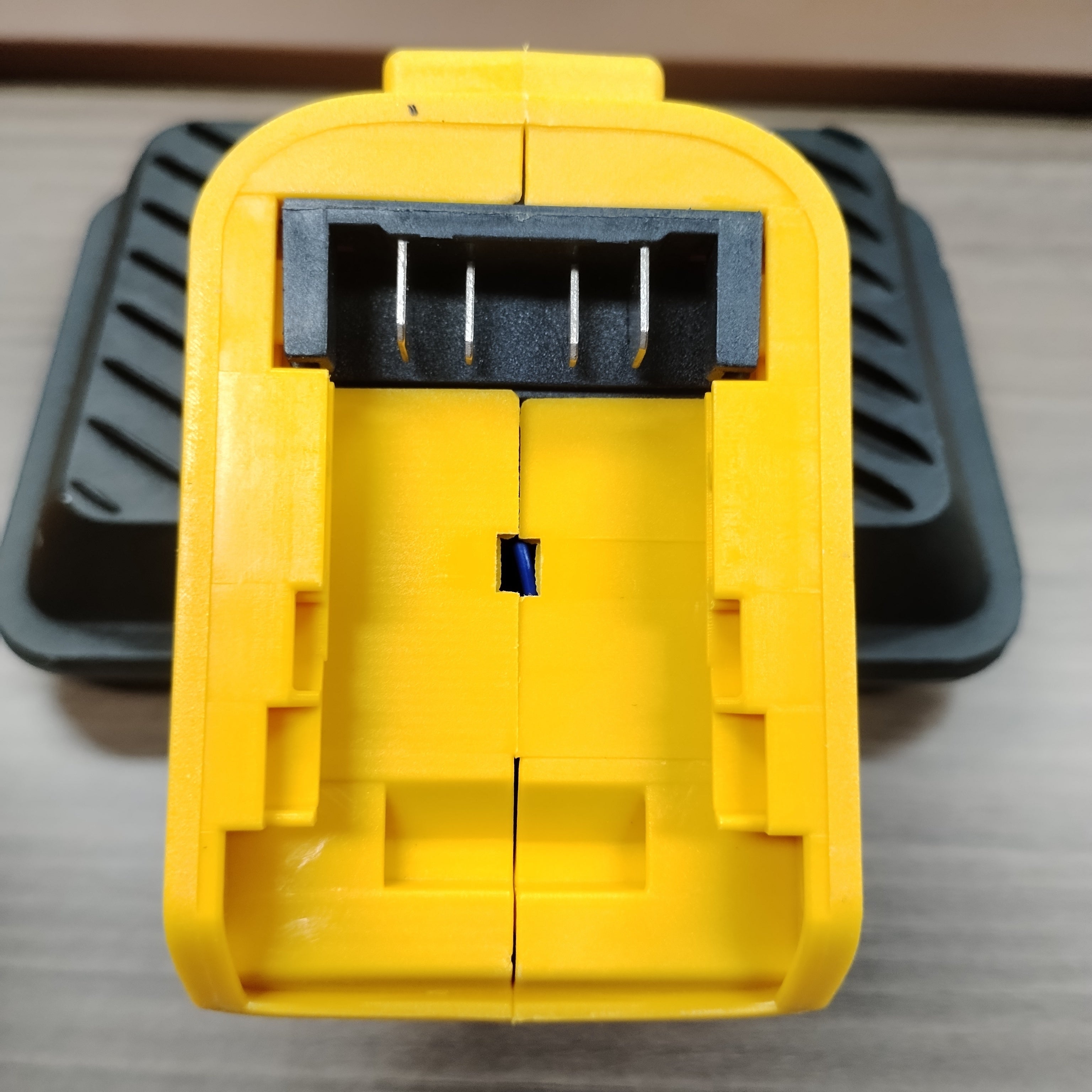 Water and Dust Resistant Cordless LED Work Light - ATSProducts